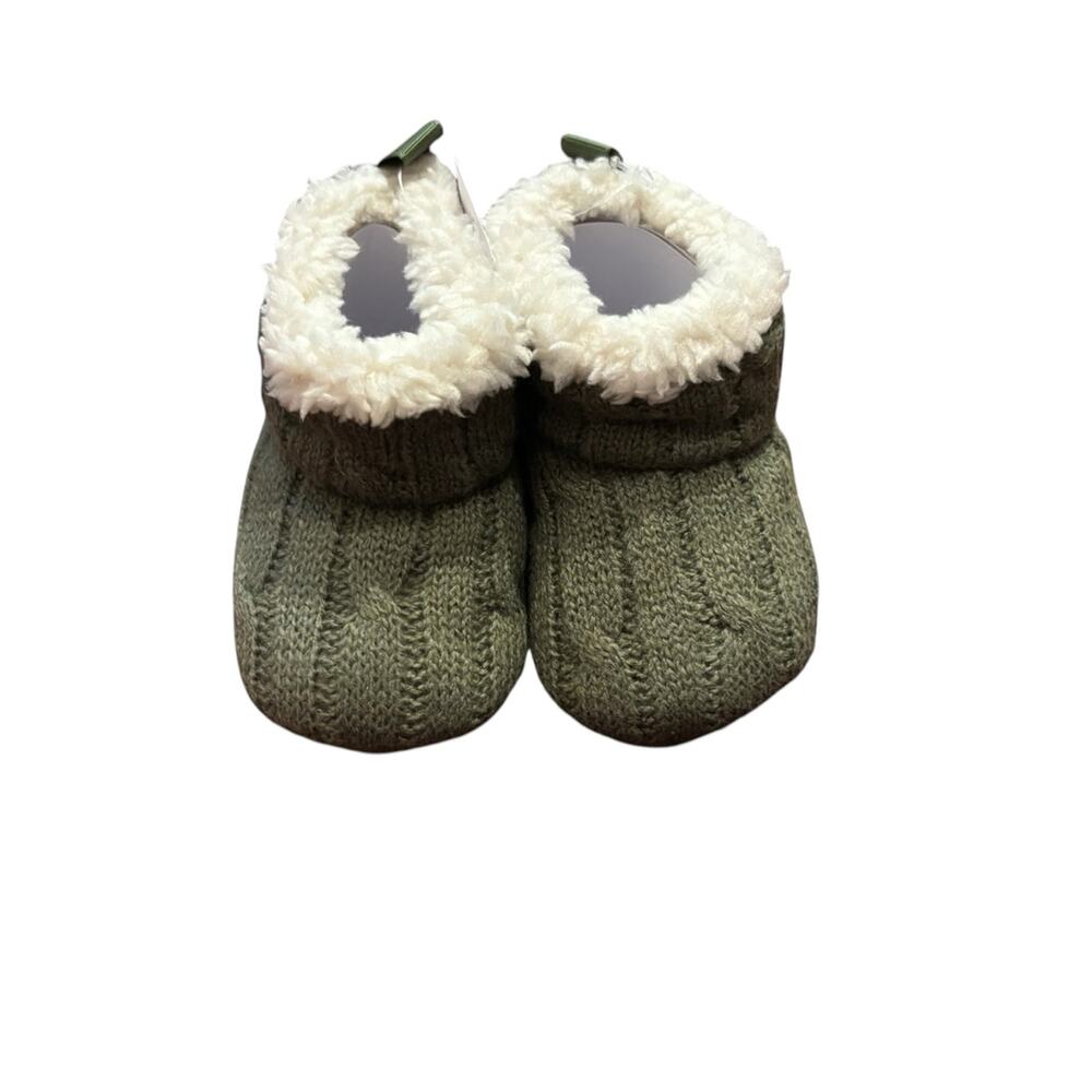 NWT 0-3M Baby CashSoft Cozy Sweater Booties-Walden Green